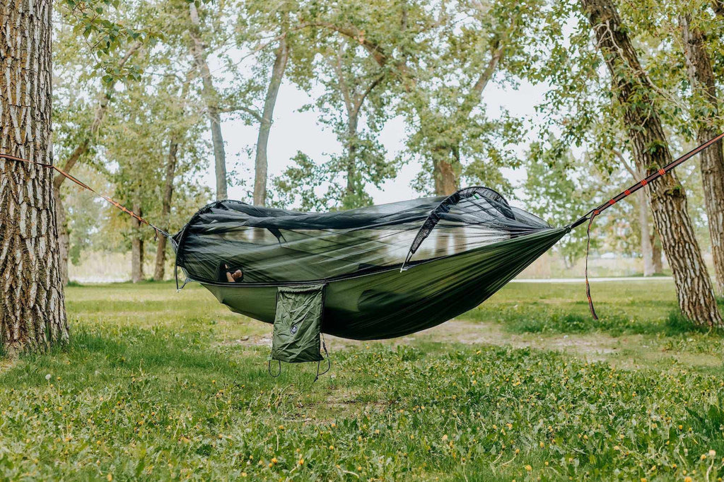 Ultimate Portable Camping Hammock with Built-in Mosquito Net for Bug-Free Adventures